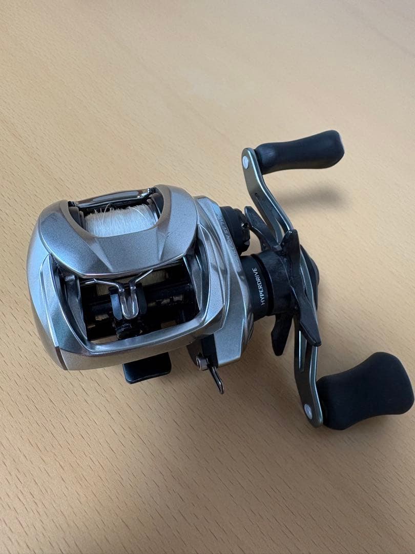 【美品+おまけ付き】ZILLION SV TW 1000L ベイトリール