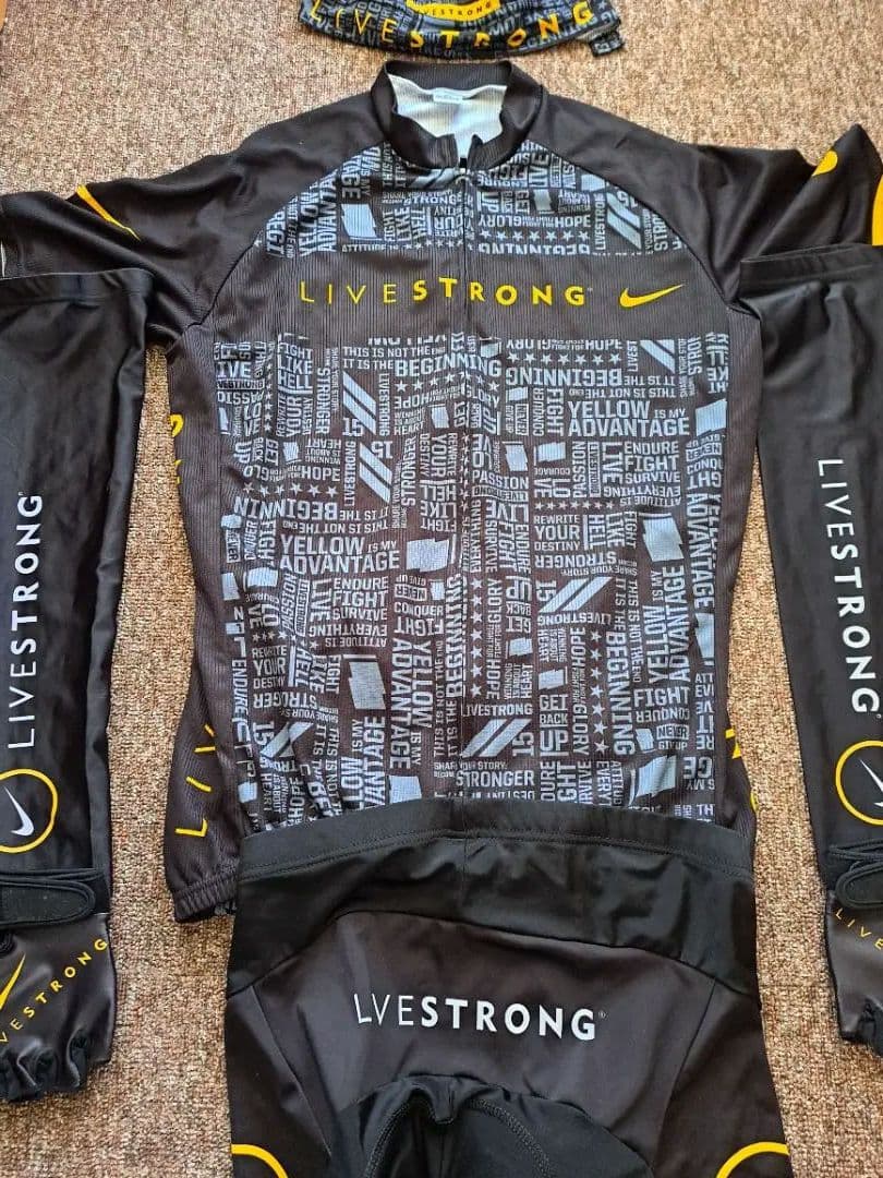 レアLIVESTRONG ランス·アームストロングサイクルジャージ上下セット！！