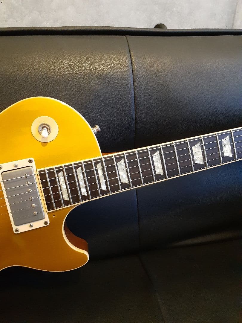 ギター Gibson Les Paul Standard Gold Top 2001