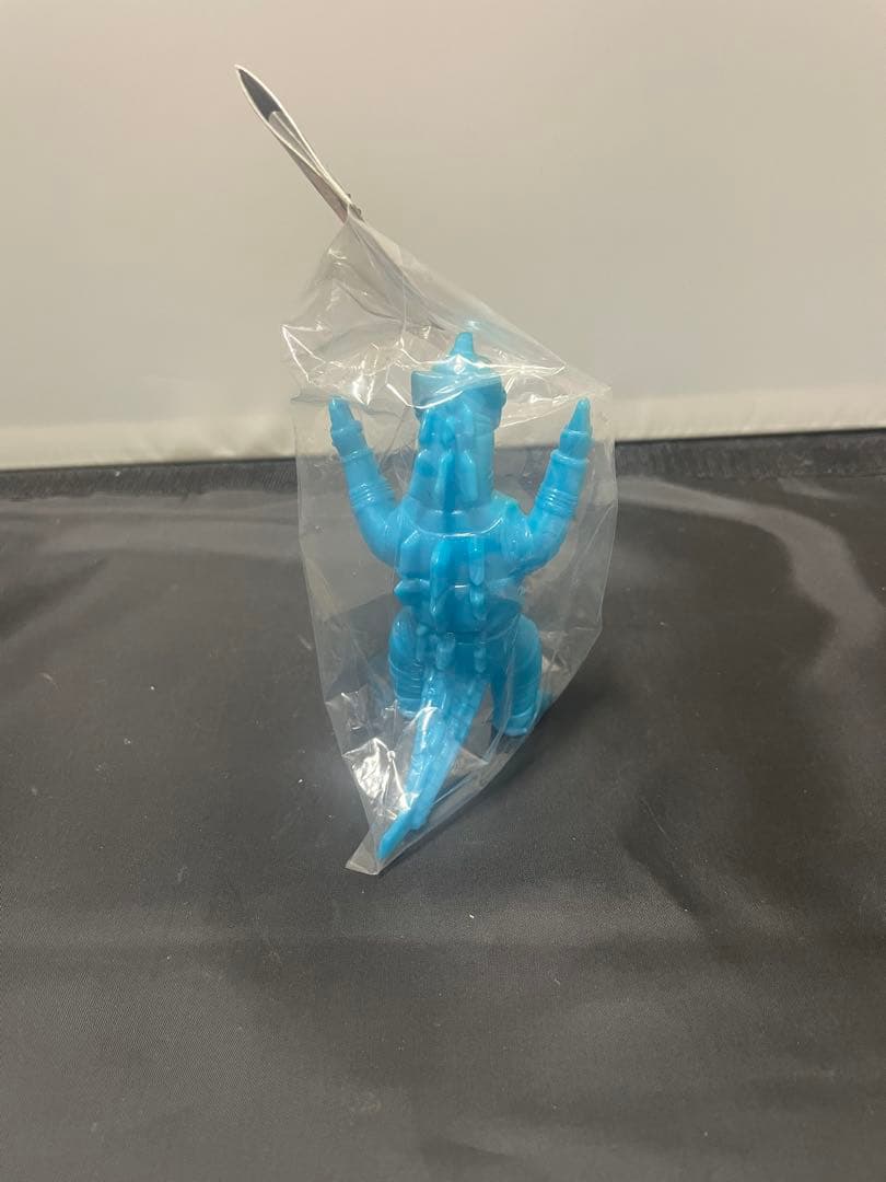 M1号 ブルマァク復刻 怪獣のたまご