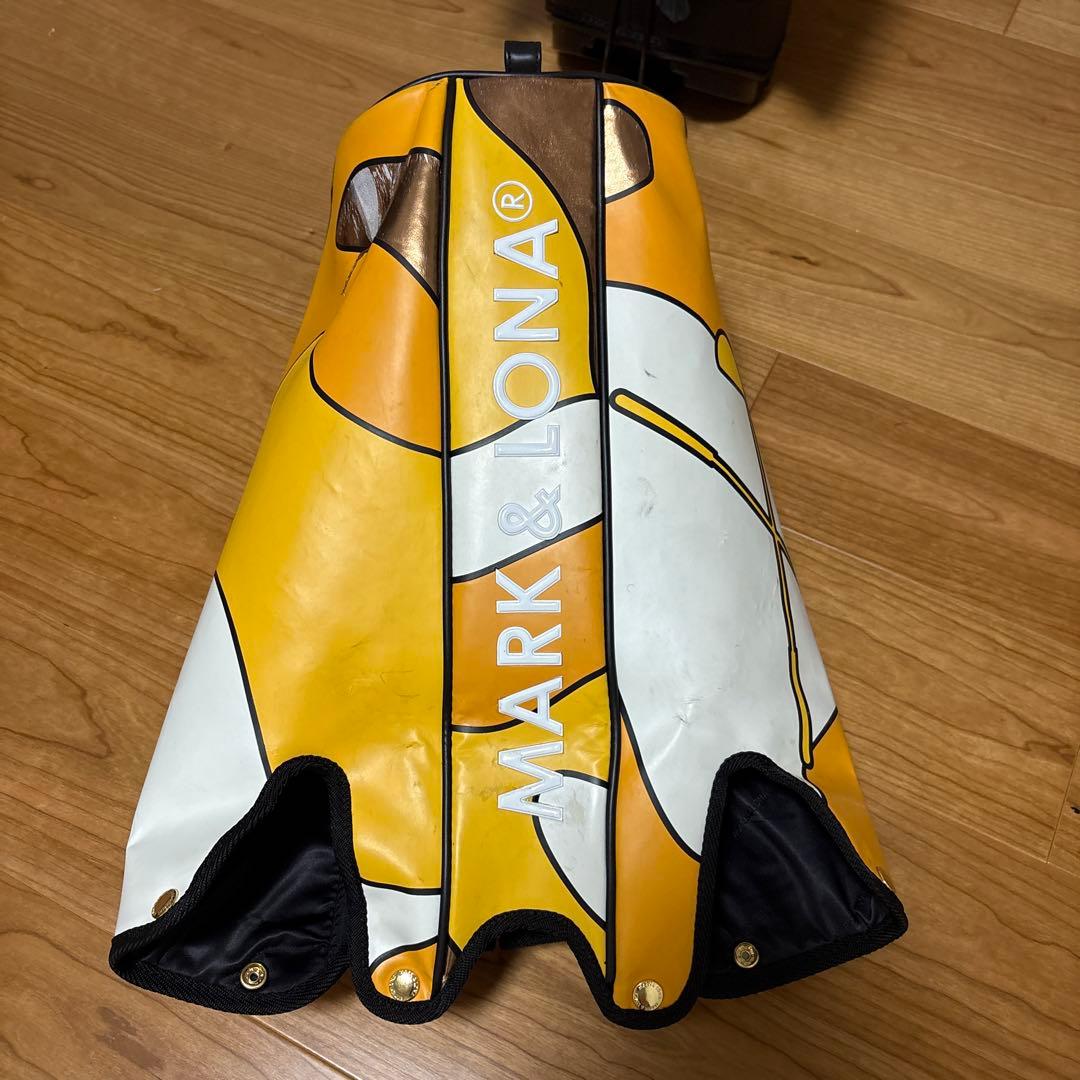 マーク＆ロナ　キャディーバッグ