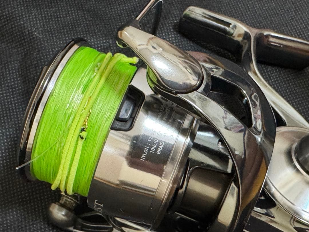 超美品 22 EXIST LT4000-XH ＆ 豪華ルアーセット等付き