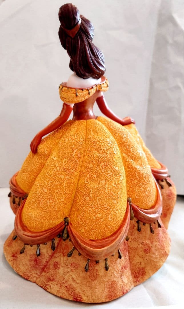 ディズニー ショーケース ベル 美女と野獣 Belle Disney 希少品