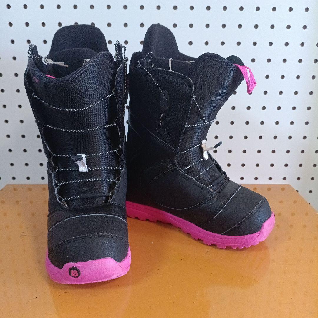 美品　Burtonミント スノーボードブーツ ブラック/ピンク23cm int