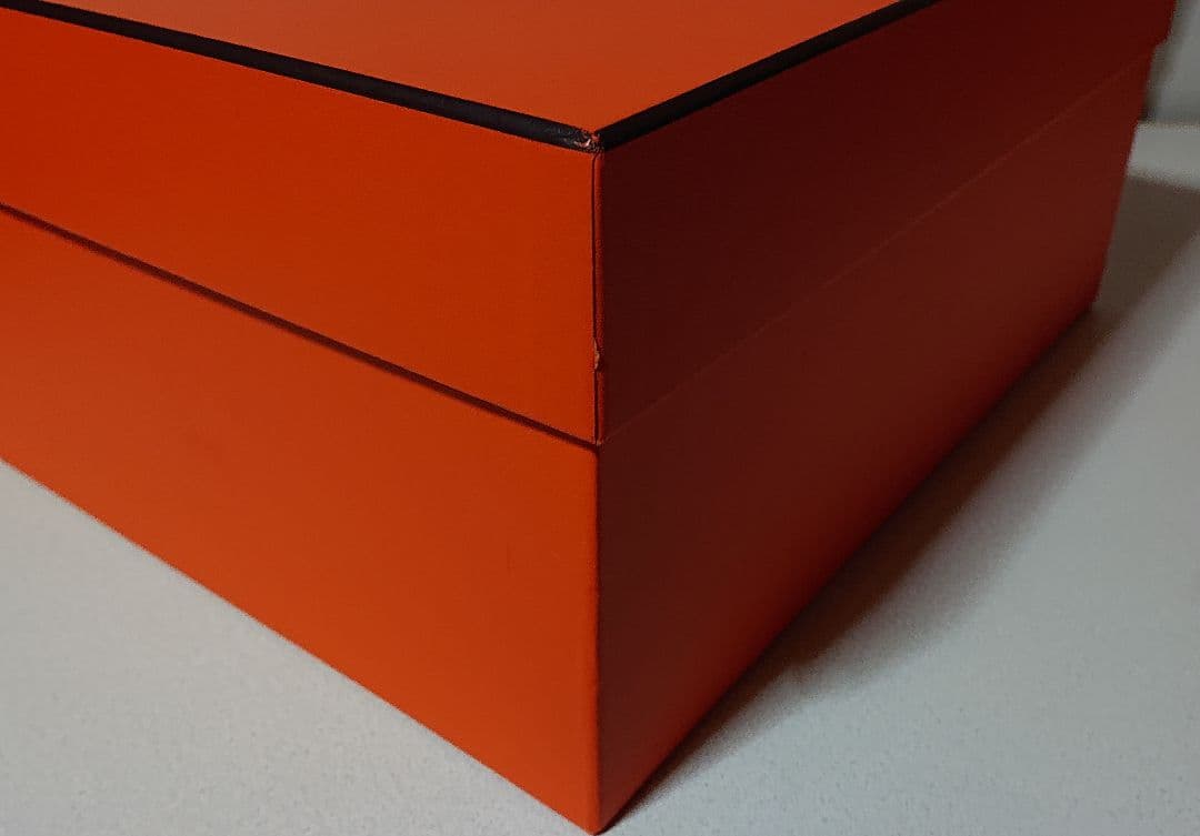 HERMES 空き箱 約39×35×18,2cm