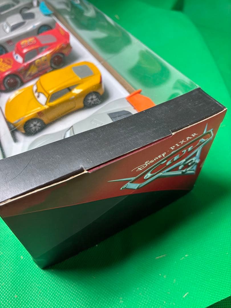 カーズ　ダイキャストミニカー5台セット