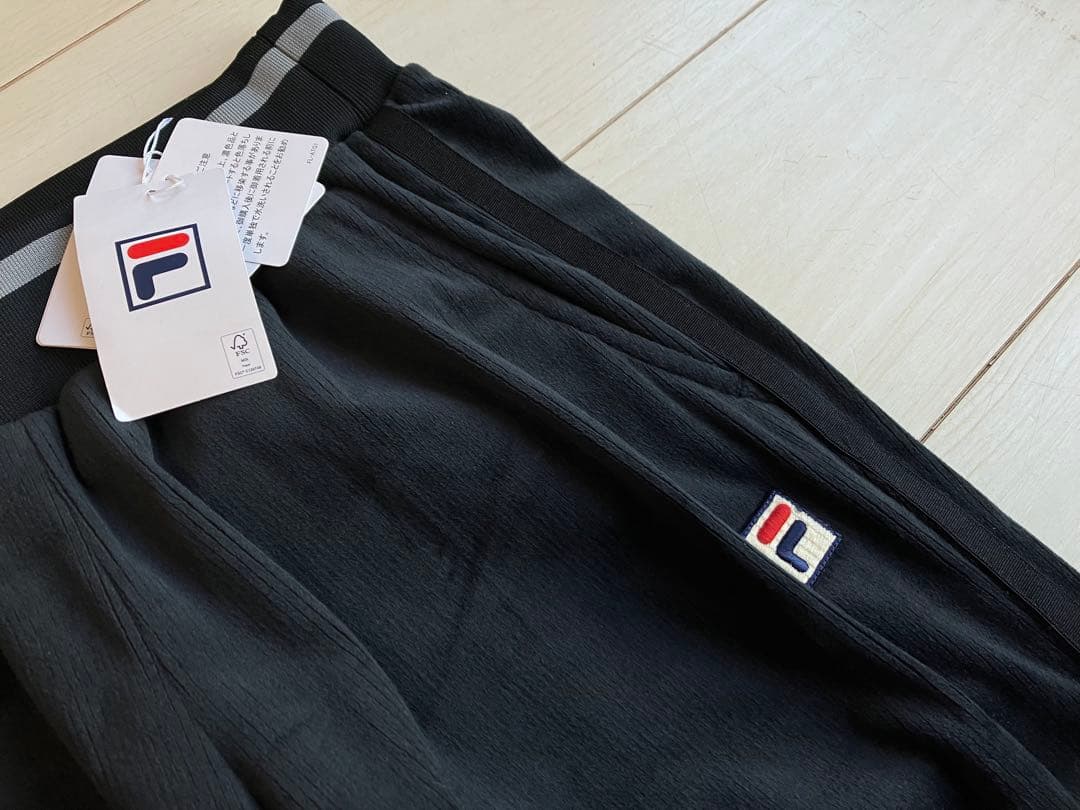 新品＊FILAフィラ ベロアコーデュロイニット上下セットアップ 黒S