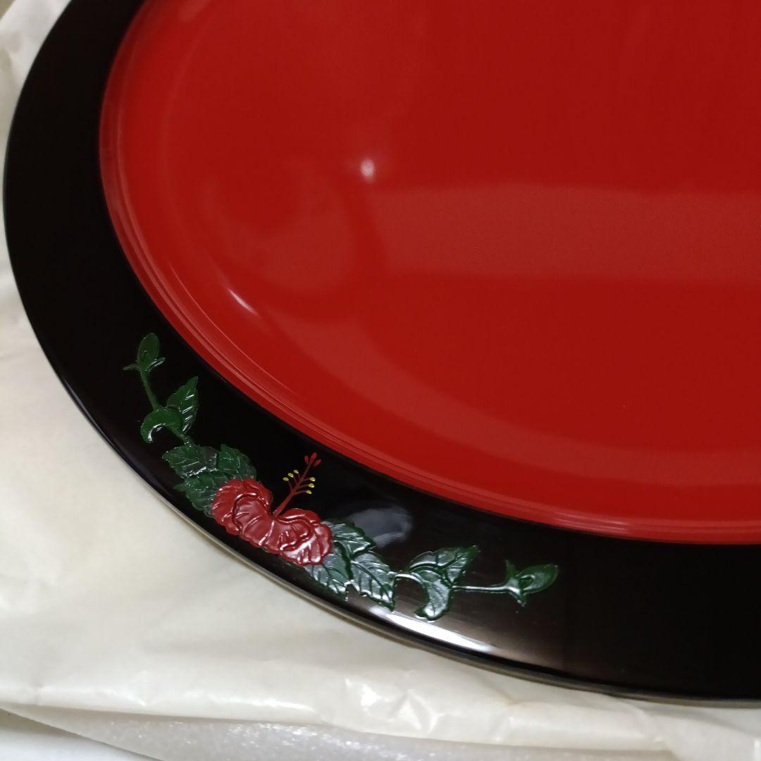 琉球漆器　ハイビスカス花彫刻付き