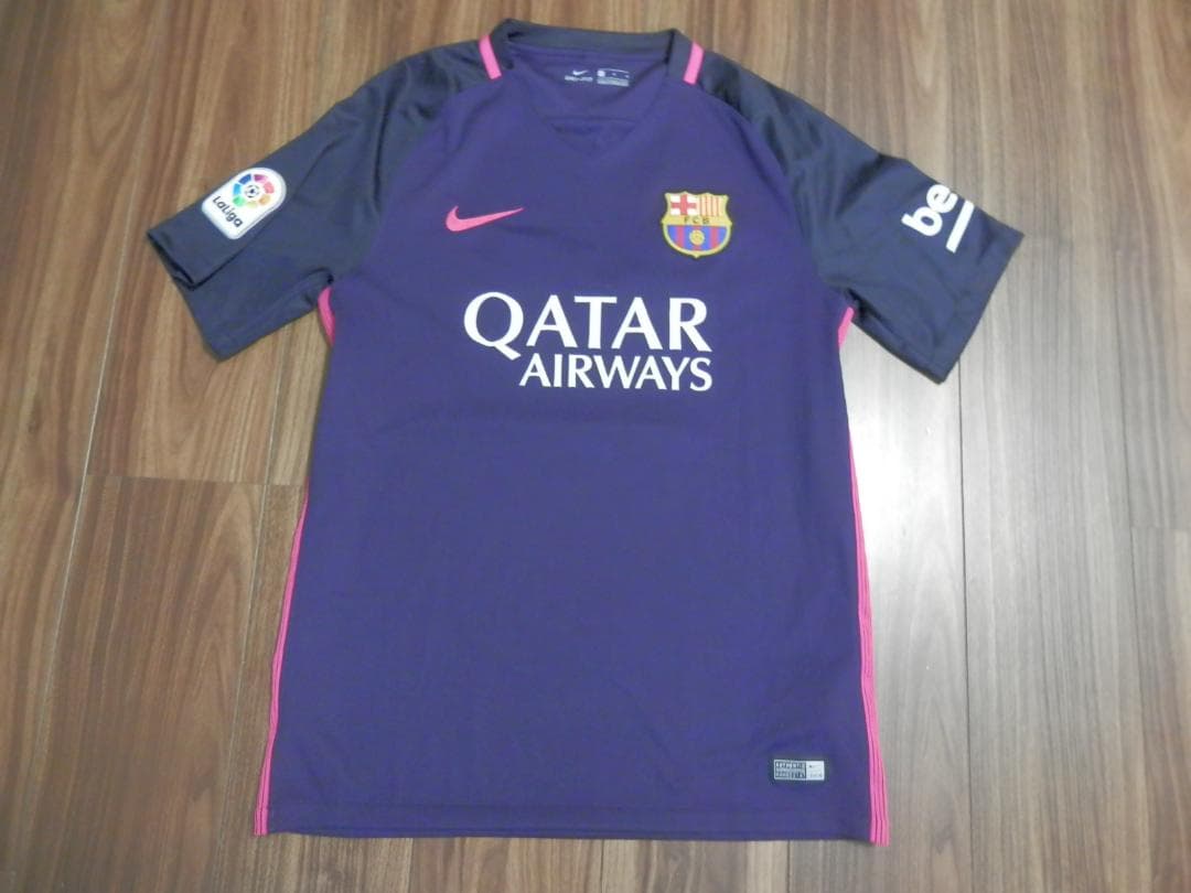 【NEW】【メッシ】【La Ligaパッチ付】バルセロナ(2016/17)