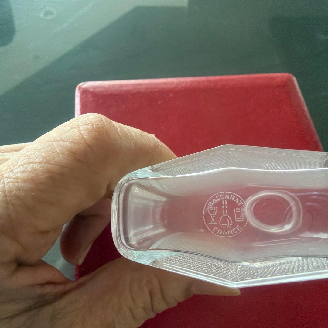 オールドバカラの香水瓶