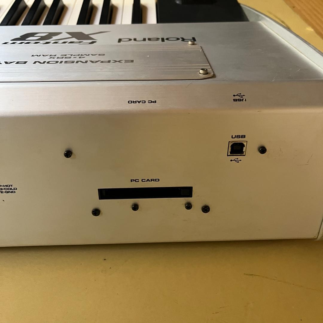 Roland Fantom X8 88鍵 シンセサイザー 動作確認済
