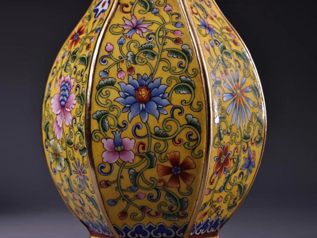 中国古美術・旧藏銅胎鎏金エナメル彩花瓶・珐琅彩・純銅・純手描き・箱付き・文房置物