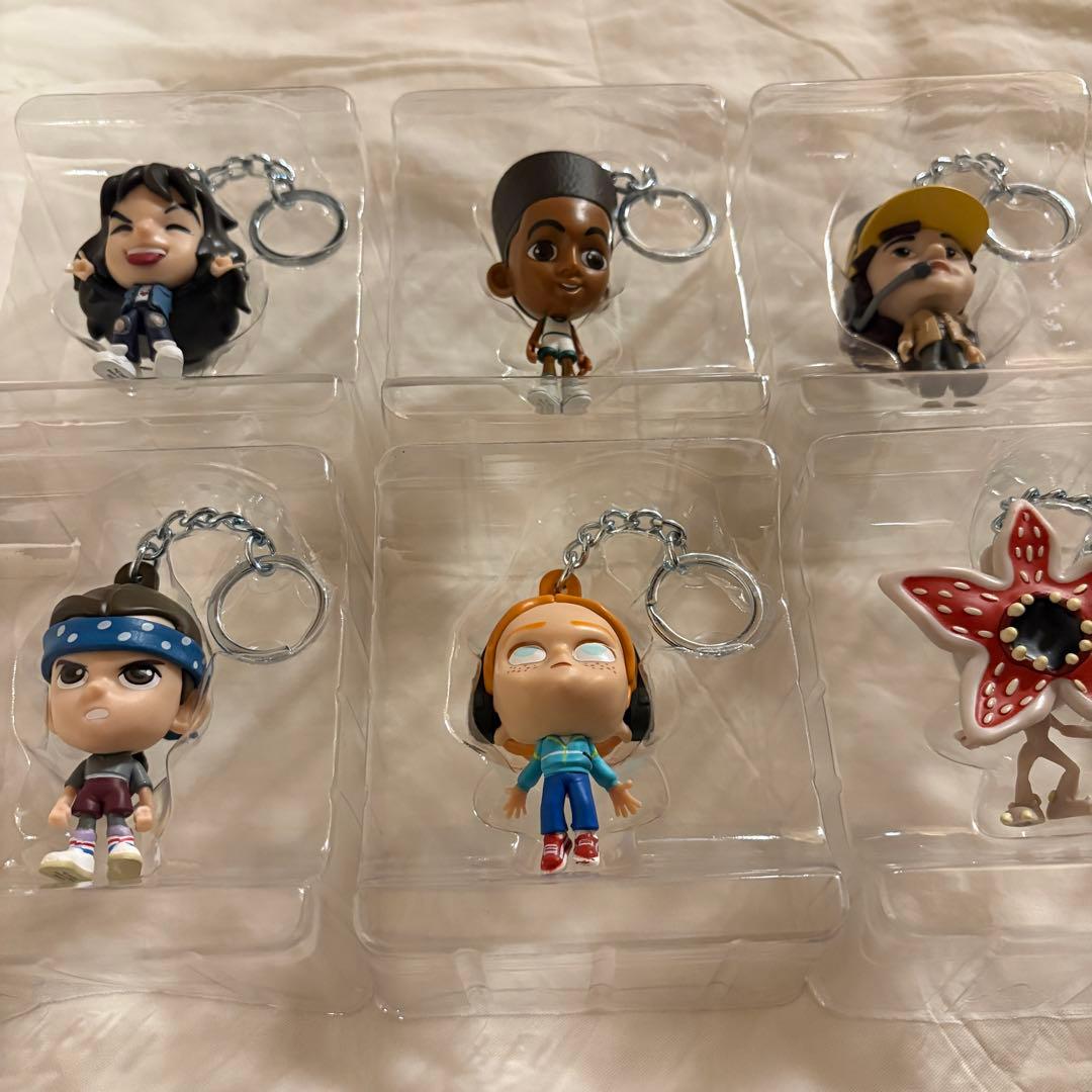 コンプリートセット　ストレンジャーシングス　フィギュアキーホルダー6体　マックス