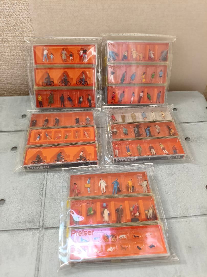 Preiser　プライザー 　1/87 ミニチュア　フィギュア 　ファミリー