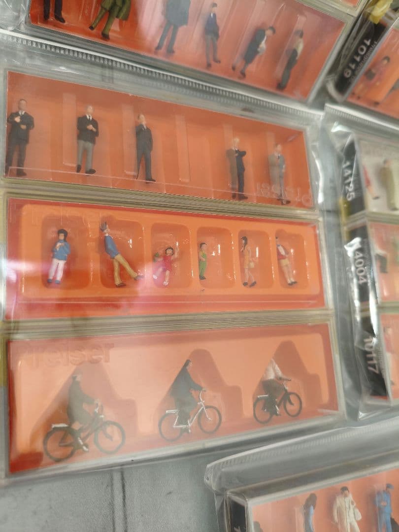 Preiser　プライザー 　1/87 ミニチュア　フィギュア 　ファミリー