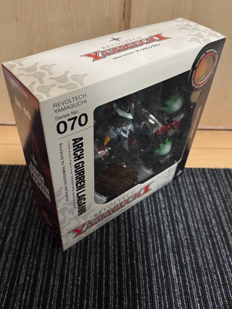 【美品】天元突破グレンラガン リボルテック 4体セット