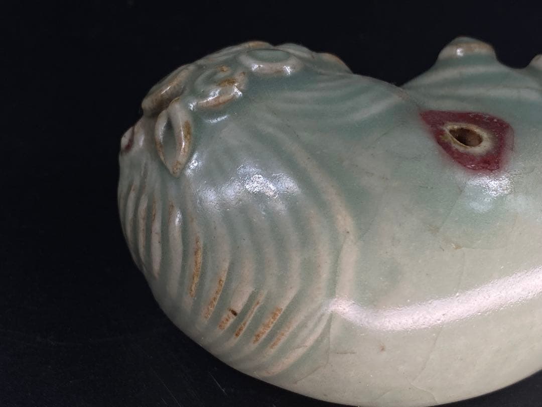 李朝 水滴 青磁 辰砂 海獣型 文道具 書道具 珍しい逸品 幅8.3cm