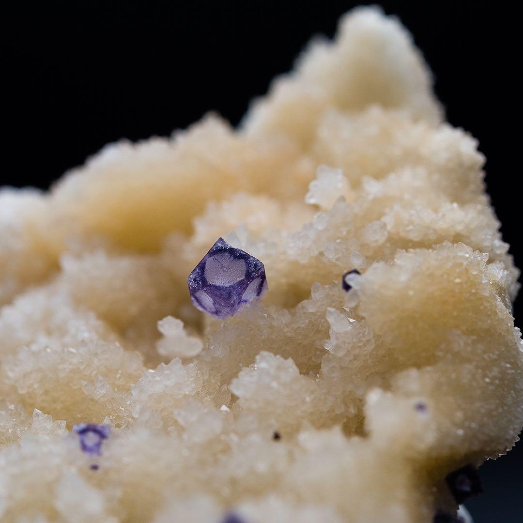 中国 貴州省 フローライト 天然石 原石 鉱物標本 鉱石 蛍石 1623