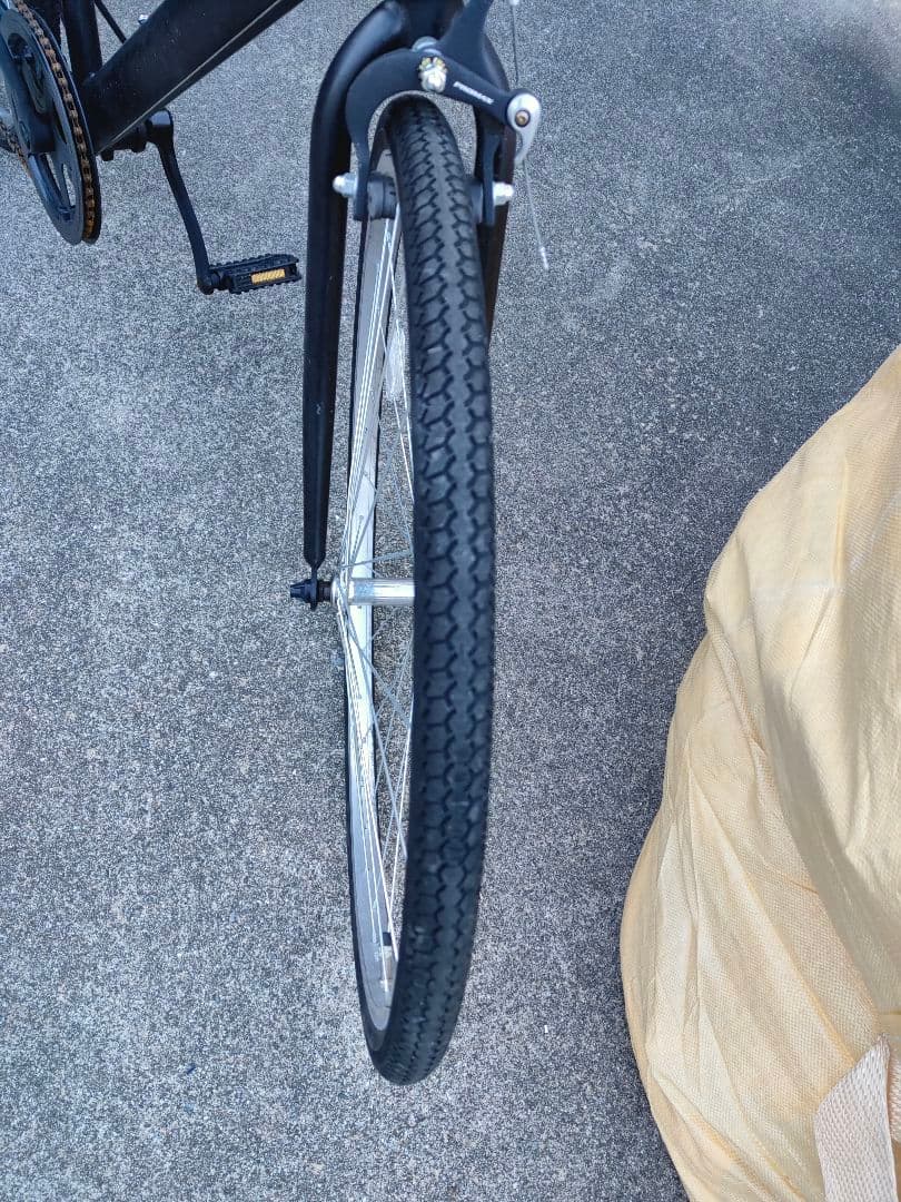 歳末処分価格！使用浅！ロードバイク6段変速　26インチ 手渡しのみ対応！