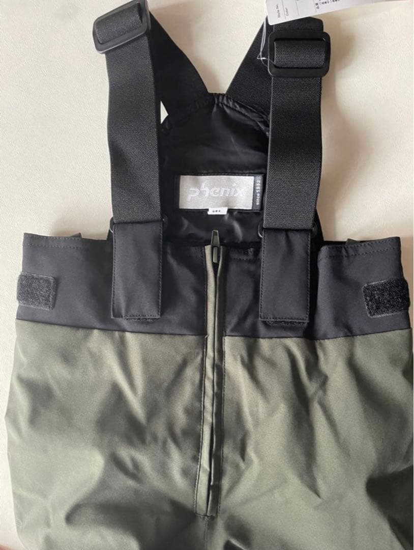 新品タグ付き未使用　phenix フェニックス　スキーウェア　110㎝　カーキ