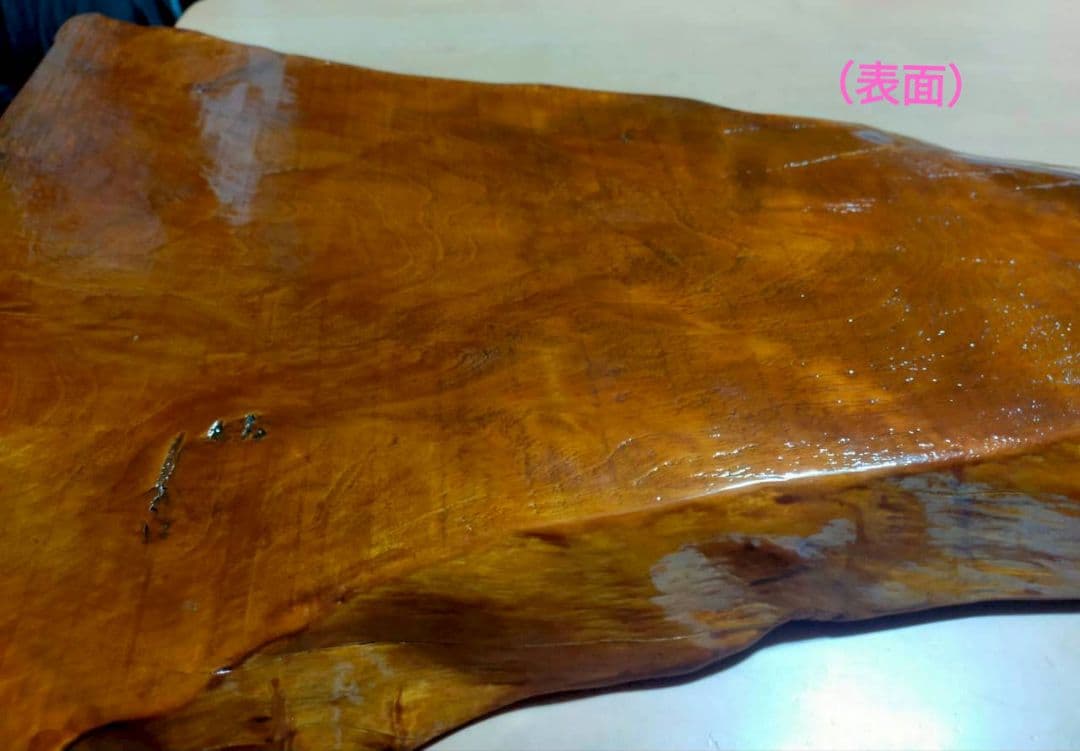 無垢一枚板（鹿児島杉）／天板／研磨＋ニス塗り済／軽量約４kg／テーブル／DIY