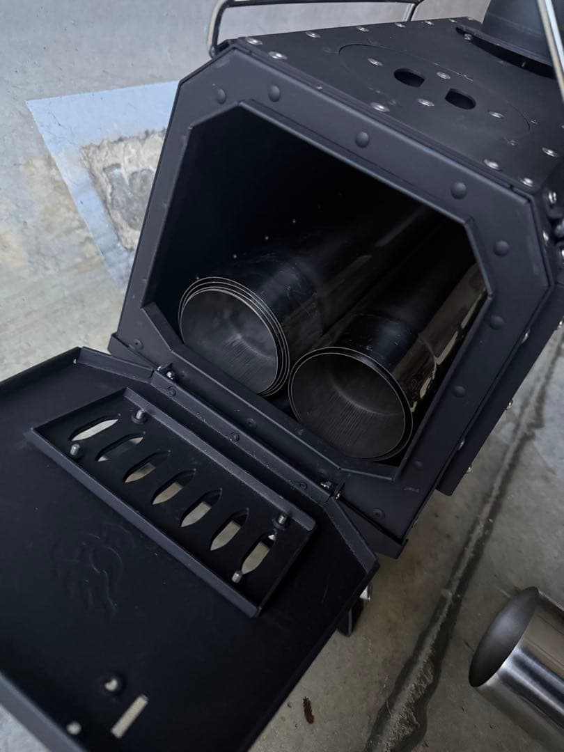 薪ストーブ 黒　収納バック付き　窓付き