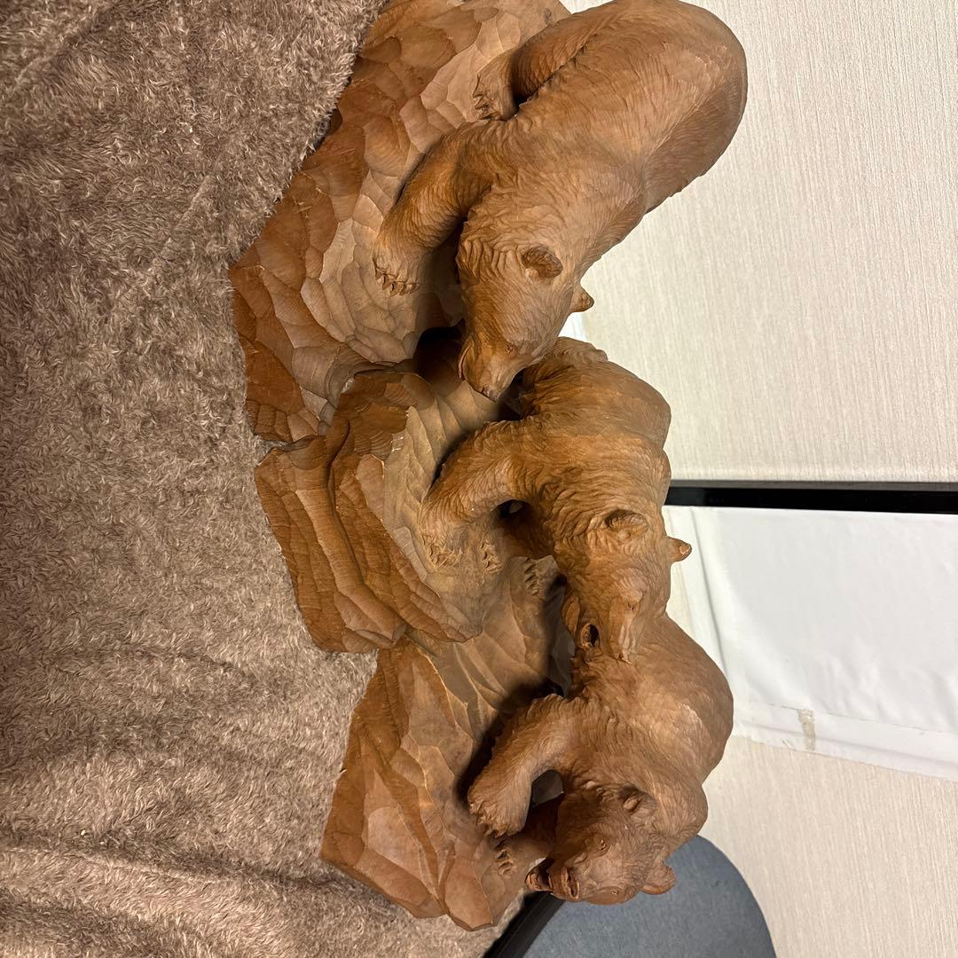クマの木製彫刻セット