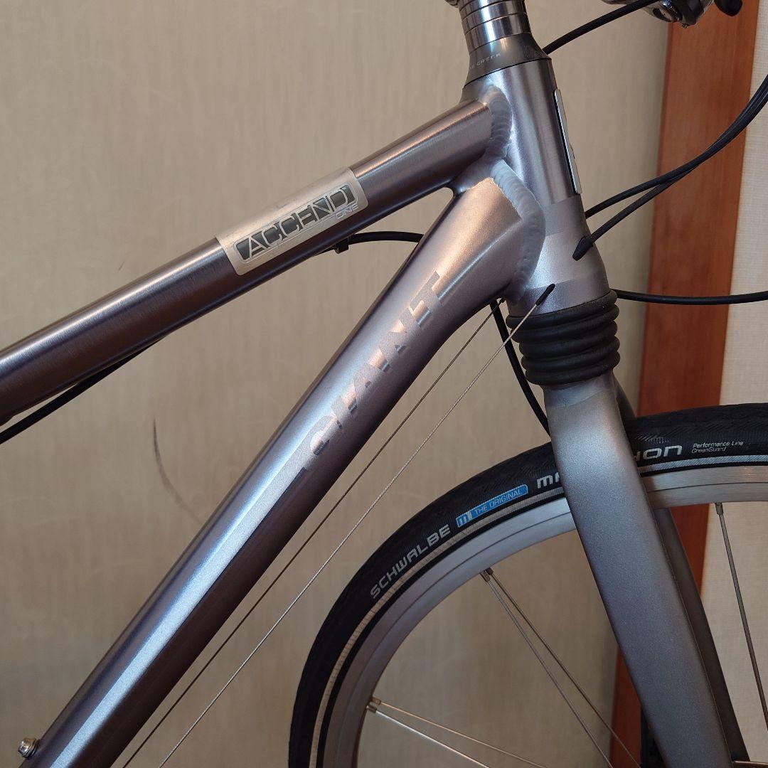自転車本体 GIANT ACCEND One
