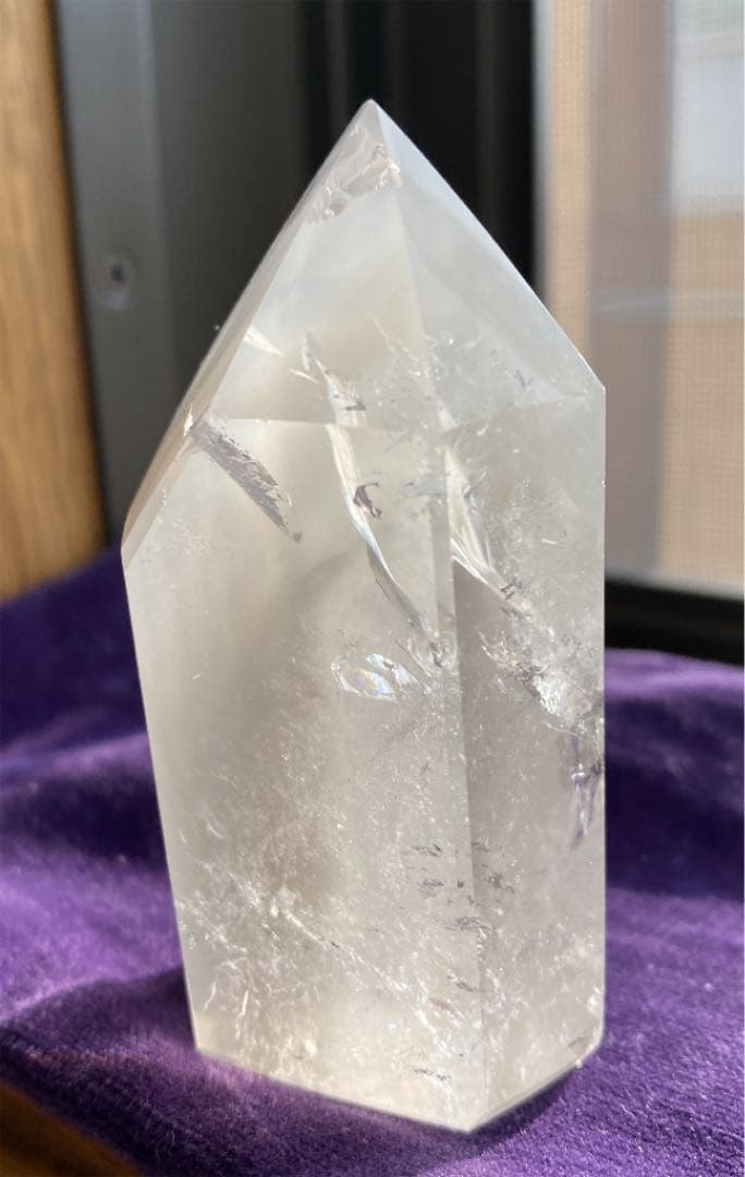 クリスタル　スモーキークォーツ　優しい光