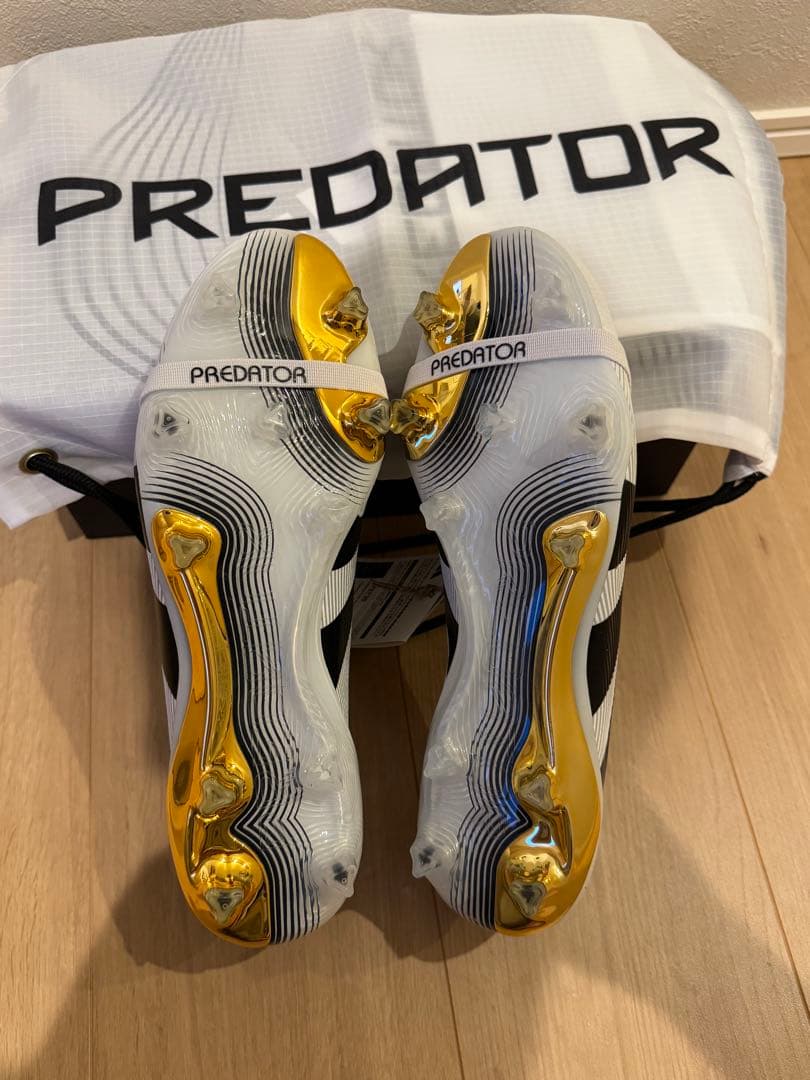 アディダス　プレデター ELITE FT FG TEAMGEIST