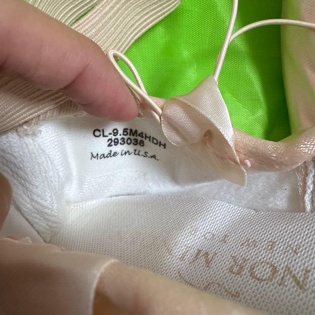 GAYNOR MINDEN トゥシューズ 25.5