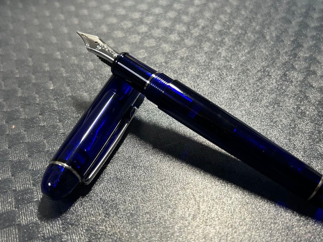 PLATINUM 3776センチュリー シャルトルブルー（F）