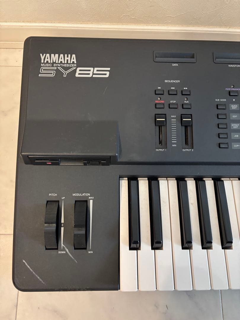 YAMAHA ヤマハ SY85 シンセサイザー 61鍵 ソフトケース付
