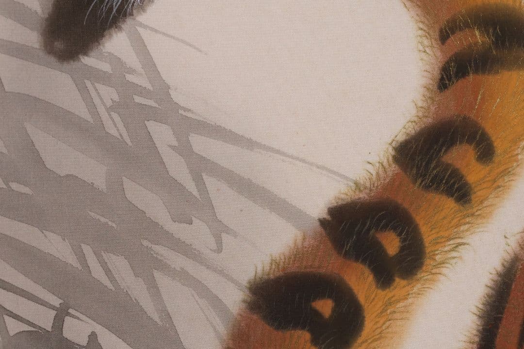 【模写】日本画 彩色 苅谷翠虹「猛虎の図」絹本 掛け軸 大幅 木箱 MA547