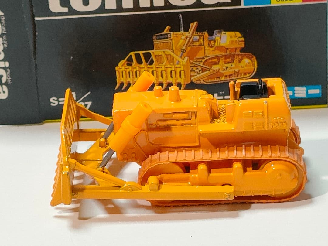 黒箱トミカ 70　小松レーキドーザ　美品　日本製　デッドストック