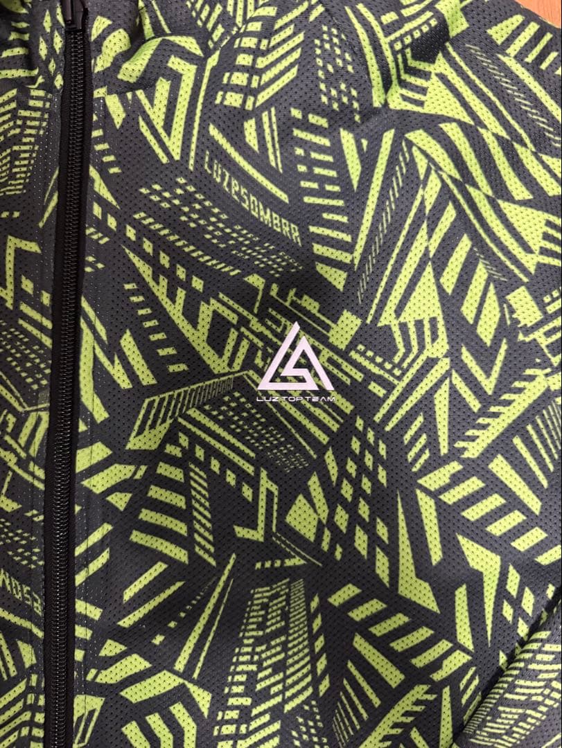 luzesombra ltt リバーシブルジャケット