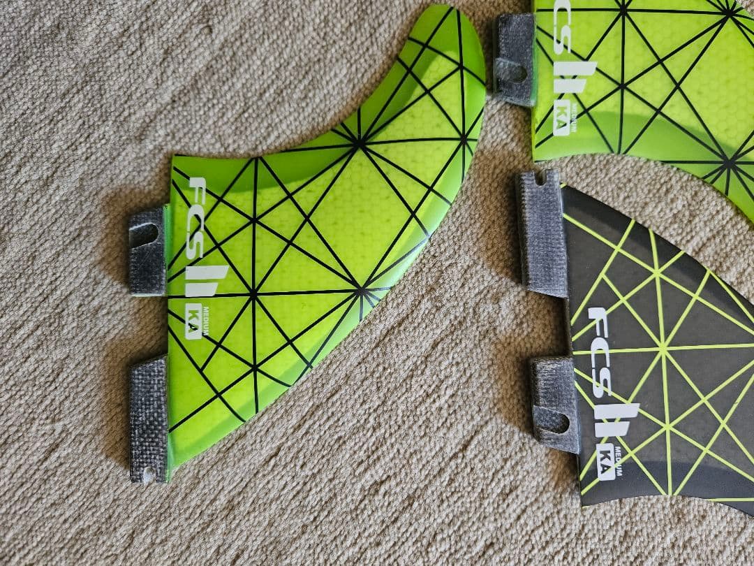 【美品】FCS2　フィン　KA（KOLOHE ANDINO）モデル　サイズ M