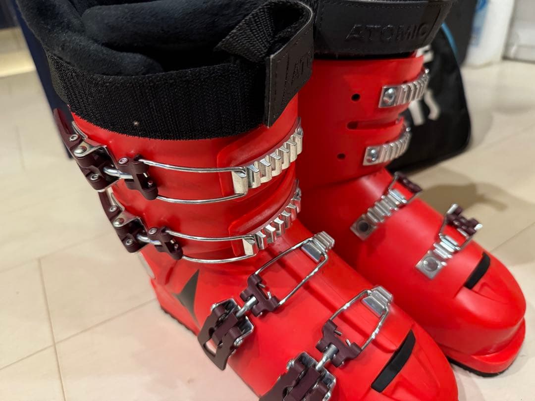 アトミックスキーブーツ