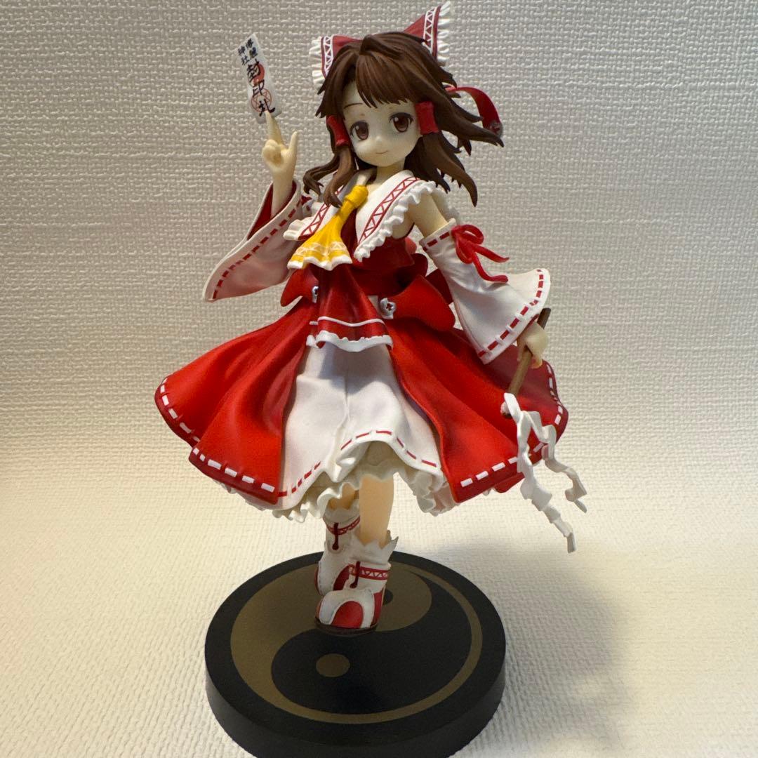 キューズQ 博麗霊夢 東方香霖堂版　フィギュア