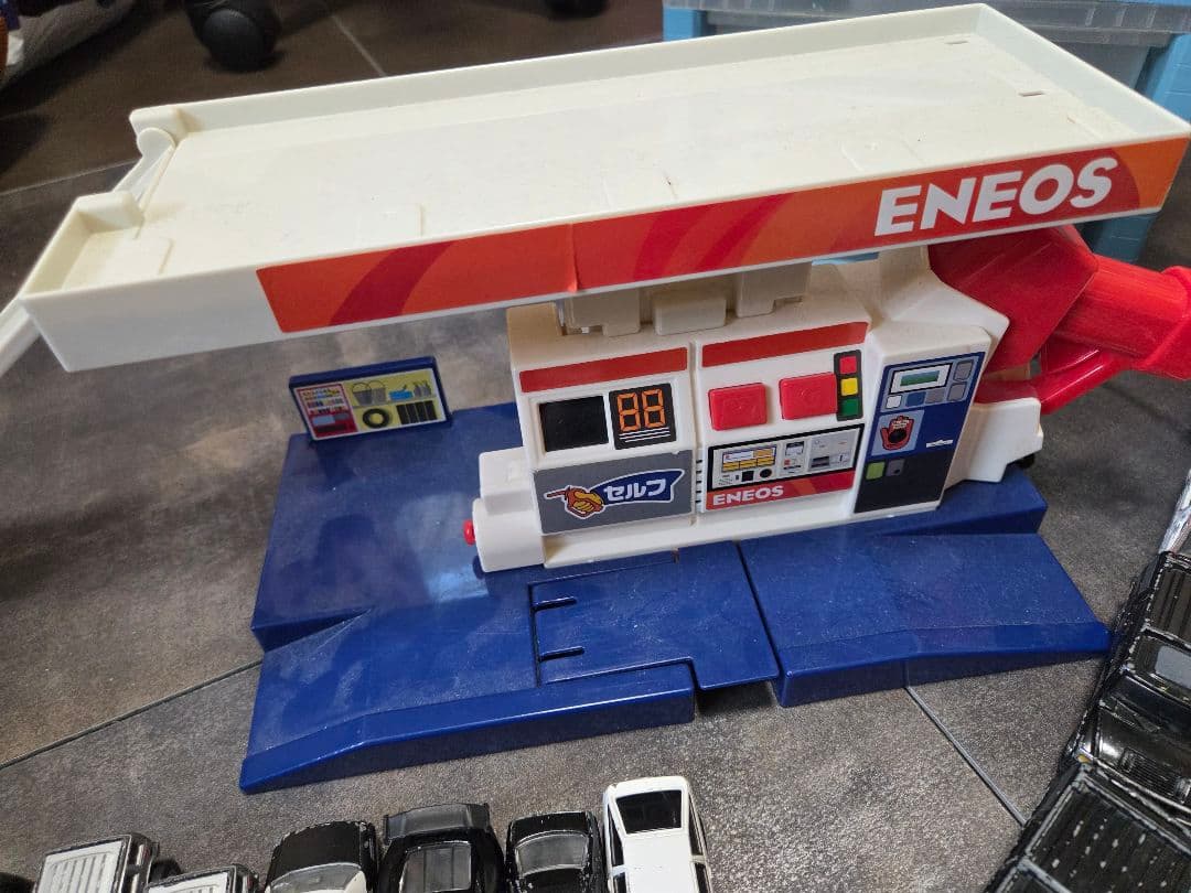 トミカ 80台以上　まとめ売り　レトロ　ロングトミカ ENEOSガソリンスタンド