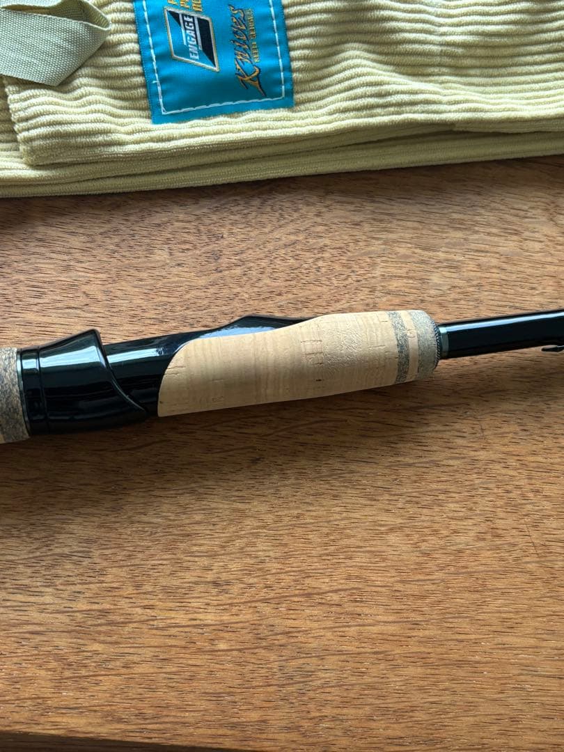 エンゲージ ナイヴスEKS64L 未使用に近い　スピニングロッド　エイシス