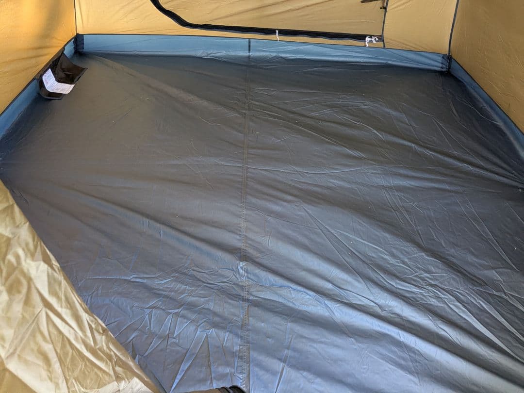 WHOLE EARTH　アースドーム240　グランドシート、フロアマット付