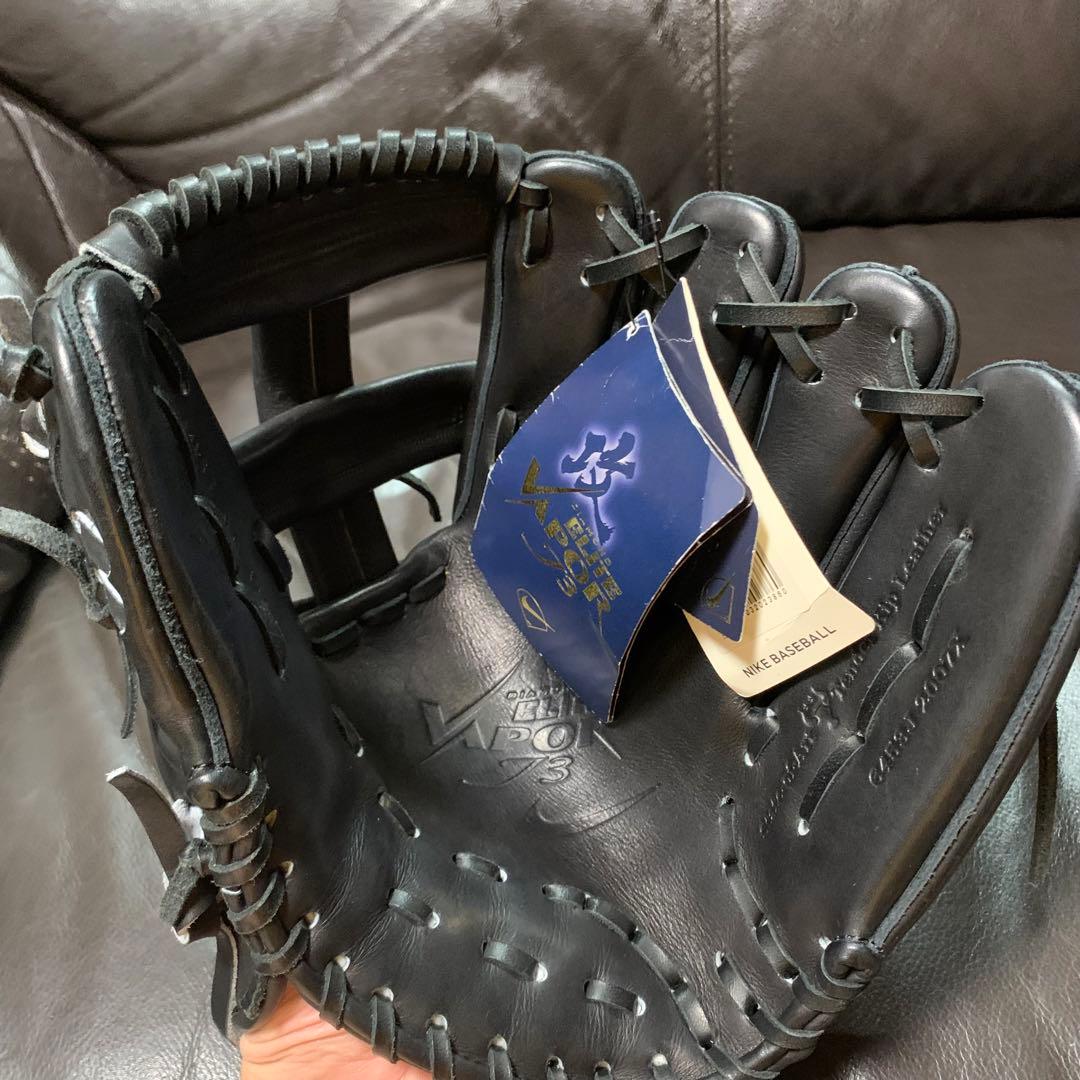 新品タグ付き　nike 硬式内野手用グローブ