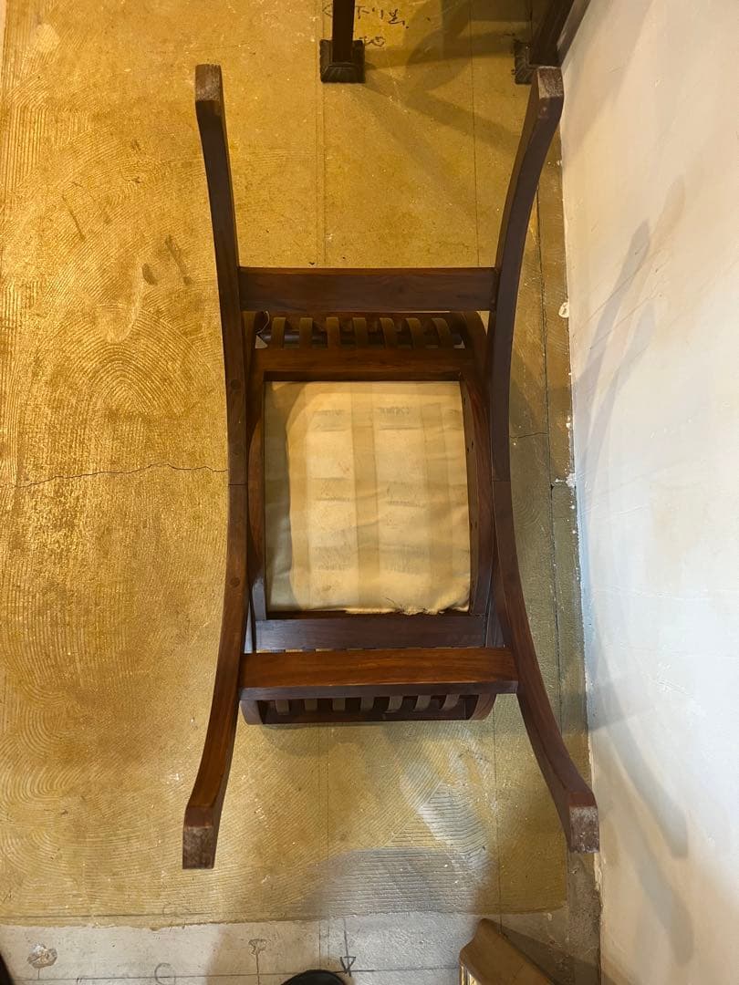 カルティニチェア