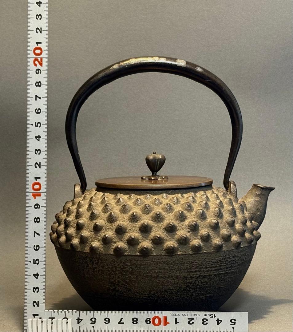 祥雲堂　鬼あられ鉄瓶