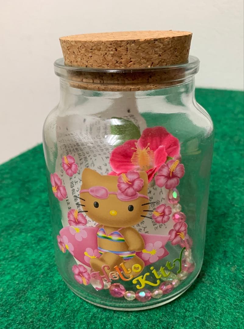 レア　ハローキティ　日焼け　ビキニ　ボード　キャニスター　2002 サンリオ