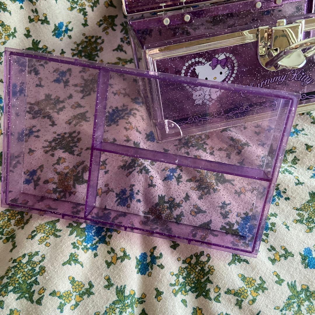 チャーミーキティ♡レトロ　持ち手付き小物入れ　未使用