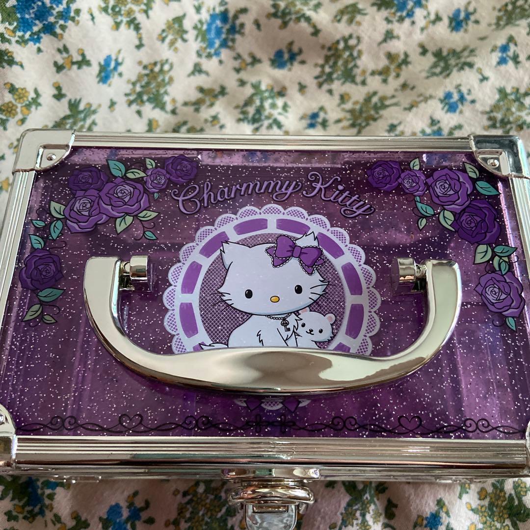 チャーミーキティ♡レトロ　持ち手付き小物入れ　未使用