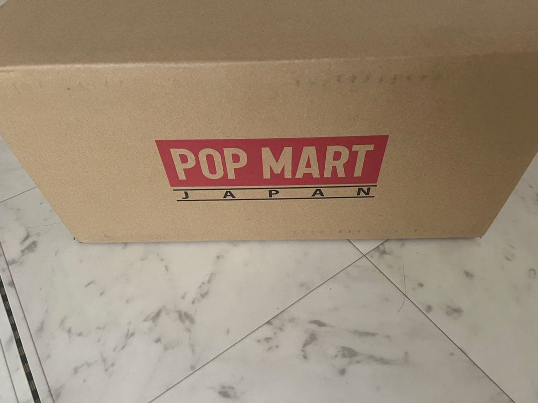 b*7様 【正規品】Labubu Big into Energy ラブブ シーク