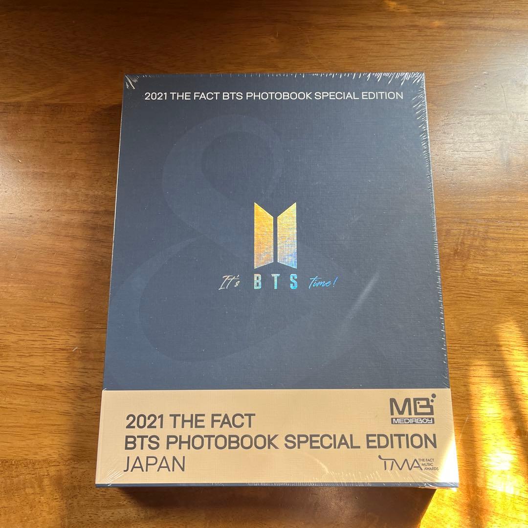 アイドル THE FACT BTS PHOTOBOOK SPECIAL EDITION